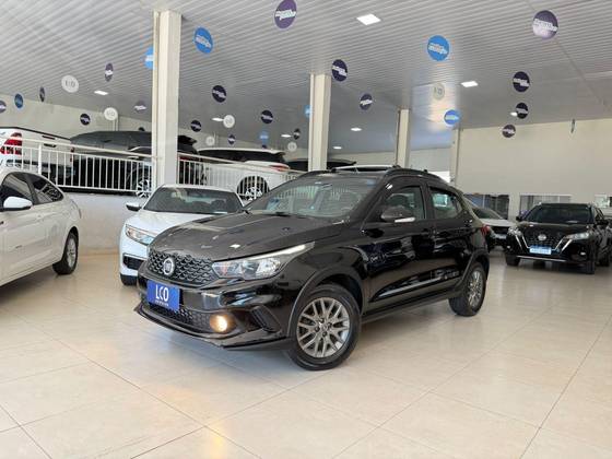 FIAT ARGO 1.3 FIREFLY FLEX TREKKING MANUAL FIAT ARGO 1.3 FIREFLY FLEX TREKKING MANUAL